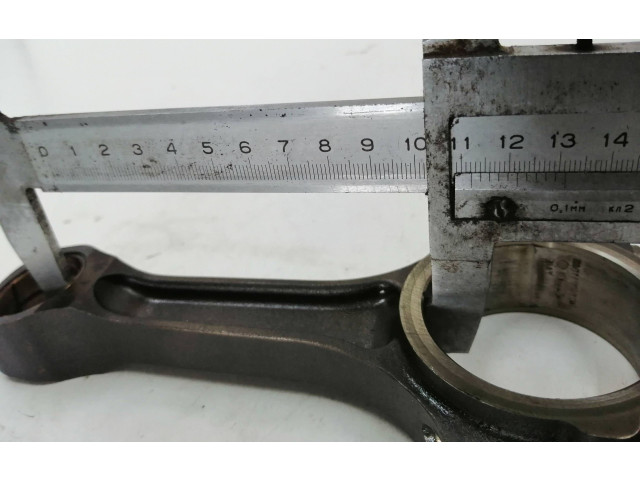 Шатун Ford Transit Custom