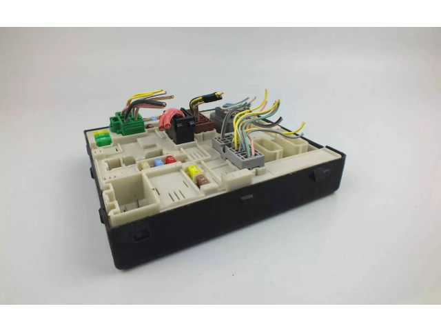 Pojistková skříňka 284B64259R Renault Zoe 2012