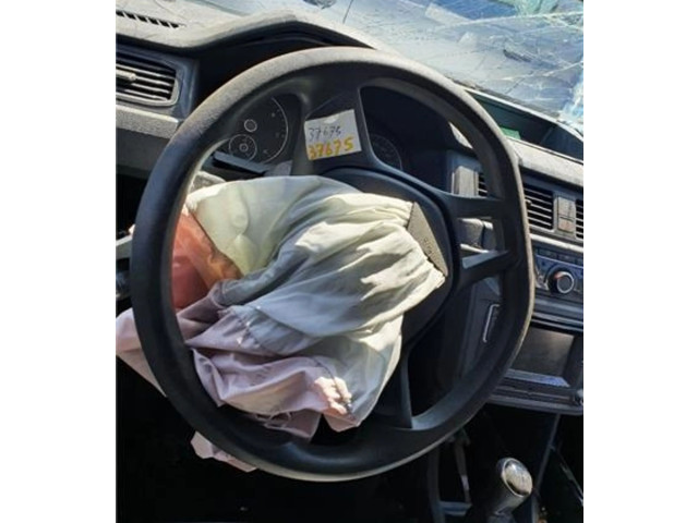 Панель приборов Volkswagen Caddy