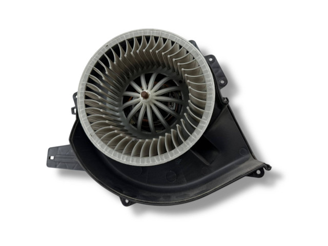 Вентилятор печки 6Q1819015J Audi A1