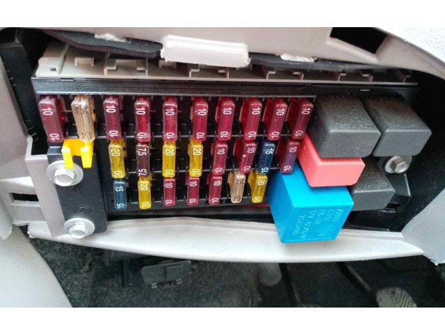 Pojistková skříňka Řídící jednotka BSM    Fiat Seicento/600 2005