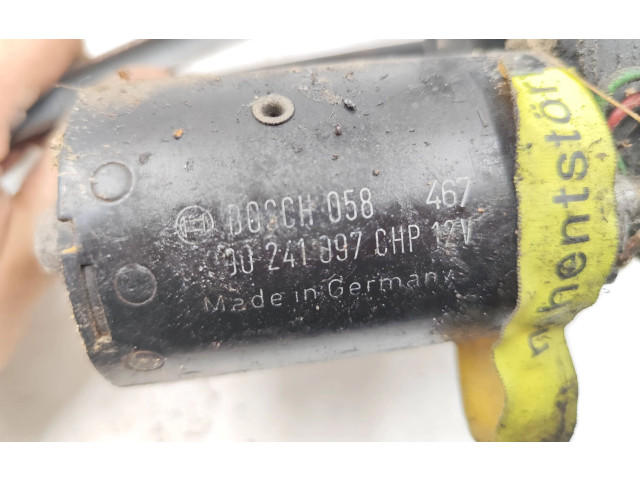 Моторчик дворников 0590241097, D09CH058    Audi 80 90 S2 B4