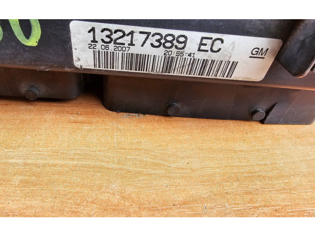 Pojistková skříňka 13217389 Opel Antara 2011