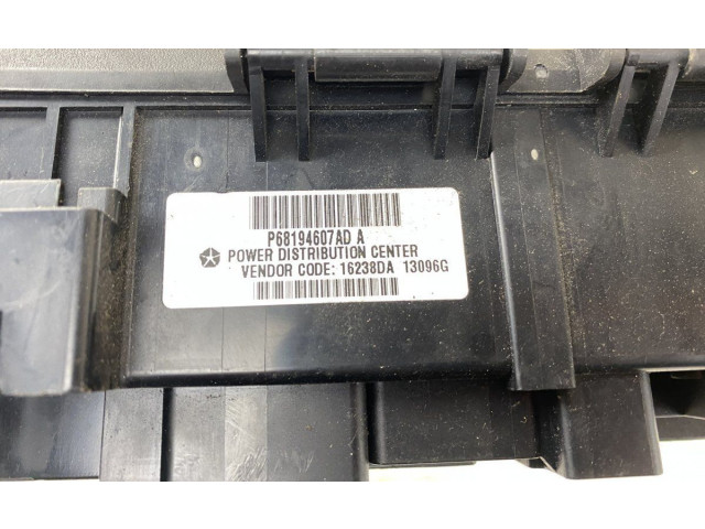 Блок предохранителей 68194607AE, 68194607AE Jeep Grand Cherokee