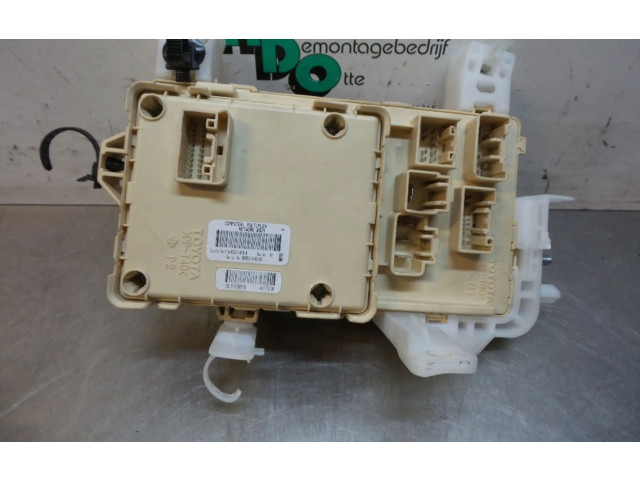 Блок предохранителей  892210F010, 892210F010   Toyota Corolla Verso AR10    