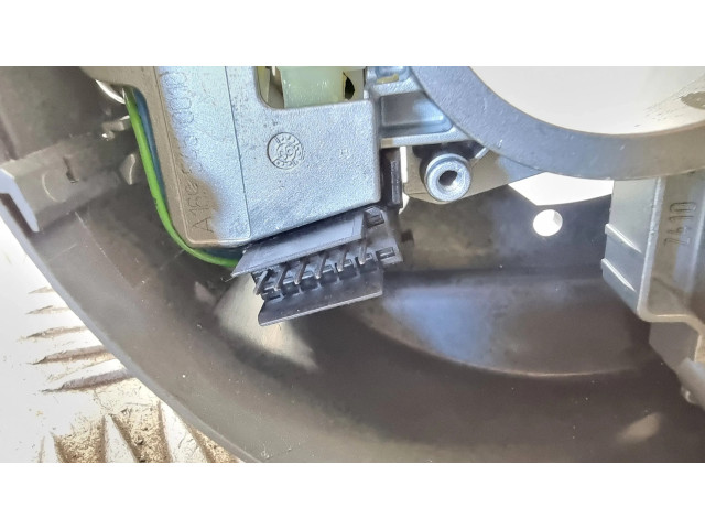 Ручка стеклоочистителей A1695450010   Mercedes-Benz B W245