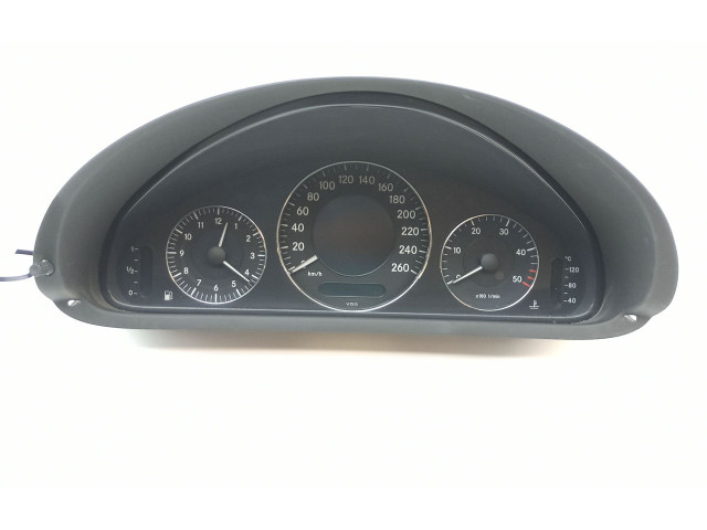 Přístrojová deska Mercedes-Benz CLK A209 C209 2004 A2095407111, 110080282