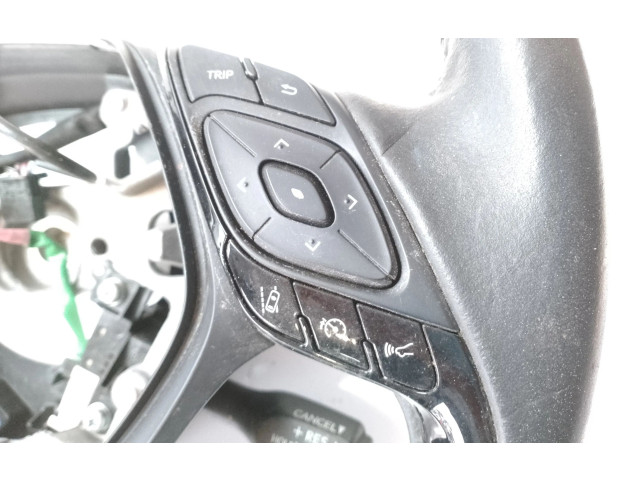 Руль Toyota C-HR I 2016 - 2023 года 45100F4110C0