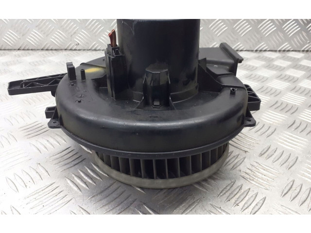 Вентилятор печки    6Q0819015   Skoda Fabia Mk1 (6Y)