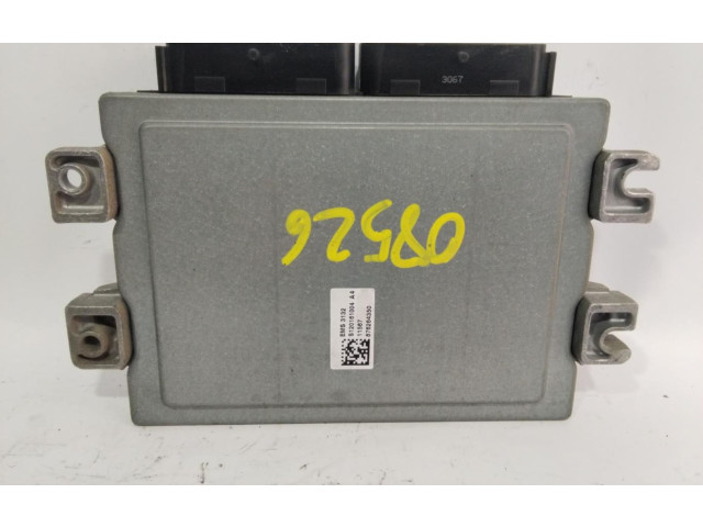 Блок управления двигателем Блок управления 8200483732 Dacia Logan I