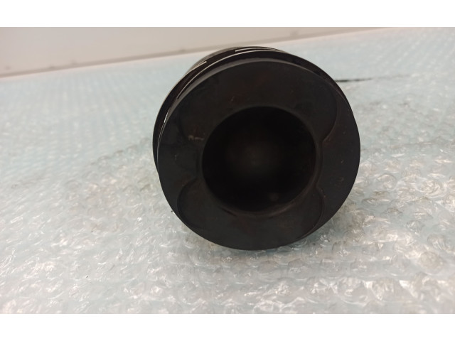  Поршень с шатуном  8370B  Mercedes-Benz R W251 для дизельного двигателя 3.0