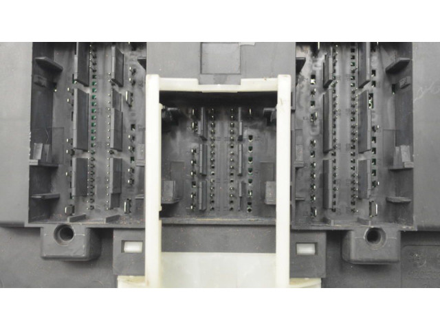 Блок комфорта 5Q0937084AG Skoda Superb B6 (3T)