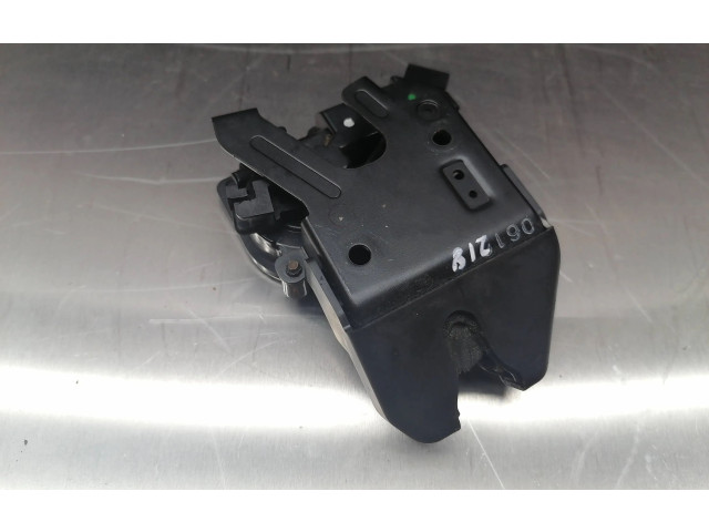 Замок багажника 061218    Honda Accord 2003 - 2007 года