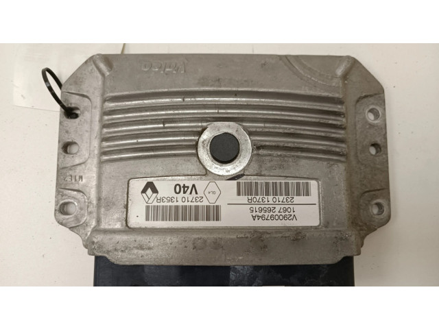 Řídící jednotka 237101353R, V29009794A Renault Megane III 2010
