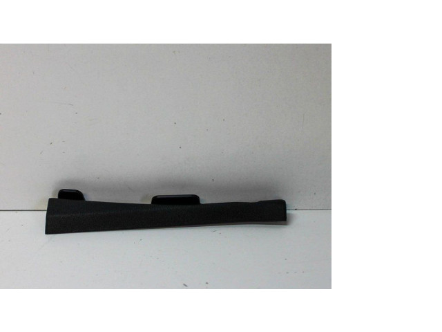 Другая деталь салона