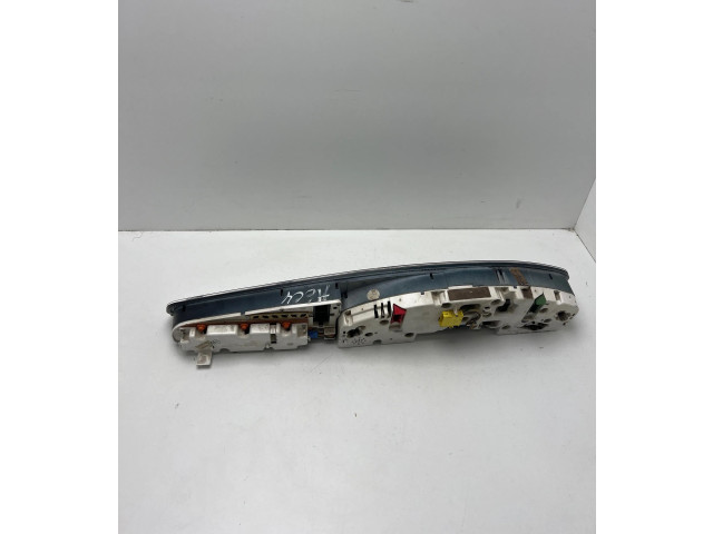 Панель приборов 88311219 Audi A6 S6 C4 4A