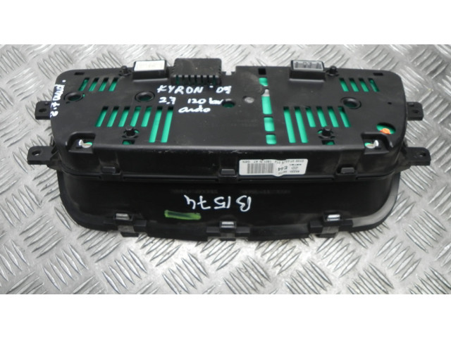 Панель приборов 8022009110 SsangYong Kyron