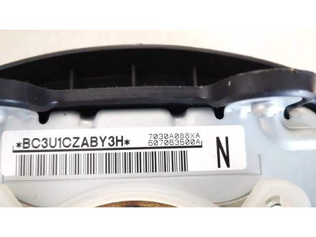 Подушка безопасности водителя 7030a077xa, 607063500a Mitsubishi Outlander
