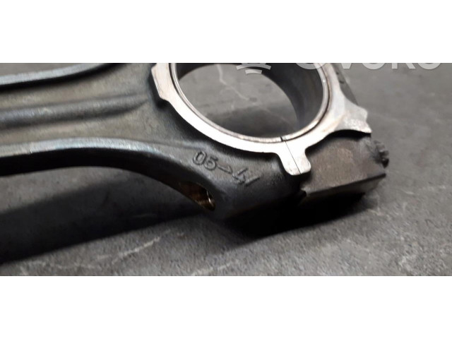 Píst Mercedes-Benz E W210