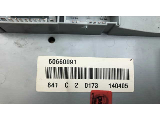 Блок предохранителей 221967 Maserati Quattroporte