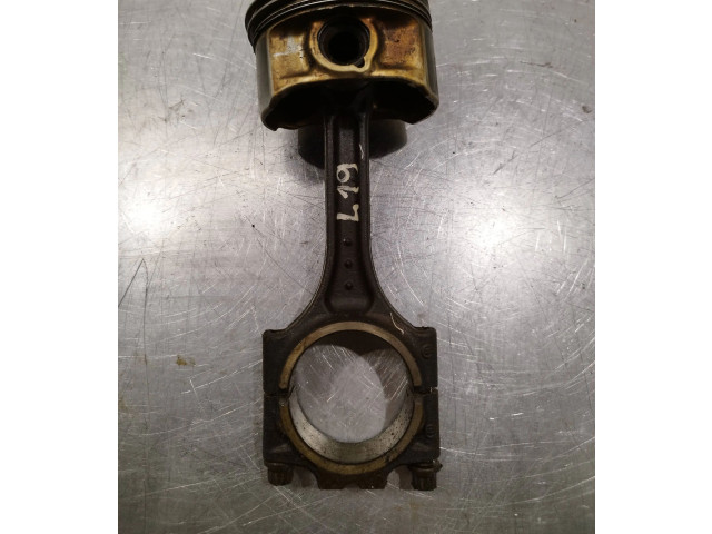  Поршень с шатуном B5254T2   Volvo XC90  