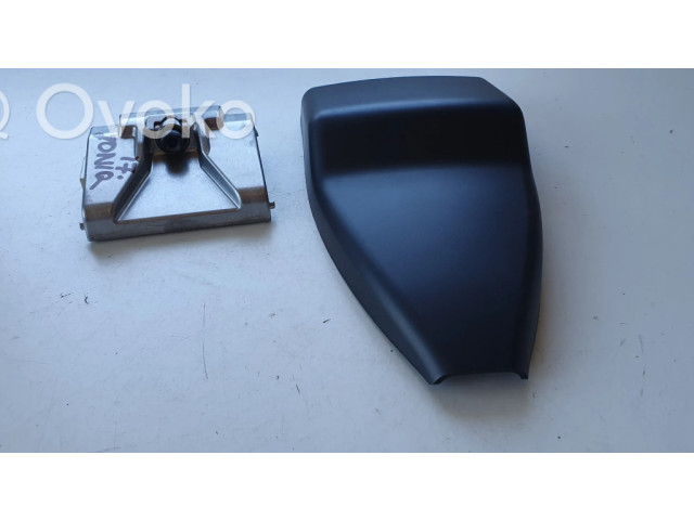 Зеркало заднего вида (в салоне)