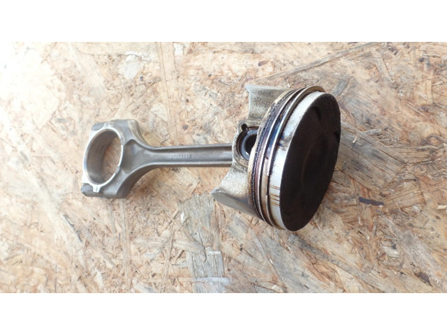 Поршень с шатуном RNA07, 07051118 Honda FR-V для бензинового / Газ двигателя 1.8