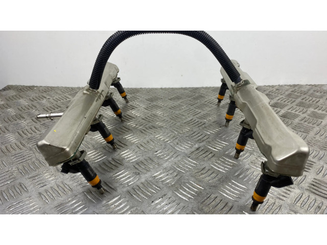 Топливная рампа 53013888AD Jeep Grand Cherokee 5.7