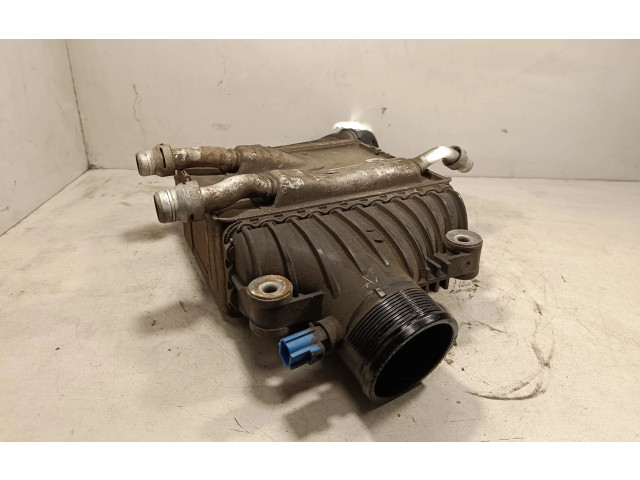 Интеркулер GX736K775AC Jaguar XE