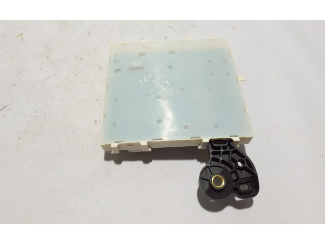 Блок управления 32217422   Volvo S60