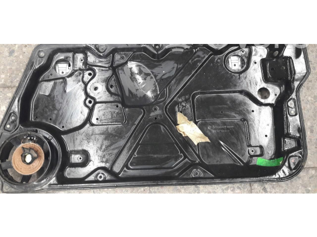 Передний електрический механизм для подъема окна без двигателя     1C0837756LL    Volkswagen New Beetle 