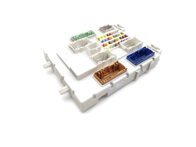 Pojistková skříňka F1FT-14A073-DD, DM5T-14014-MFA Ford C-MAX II 2015