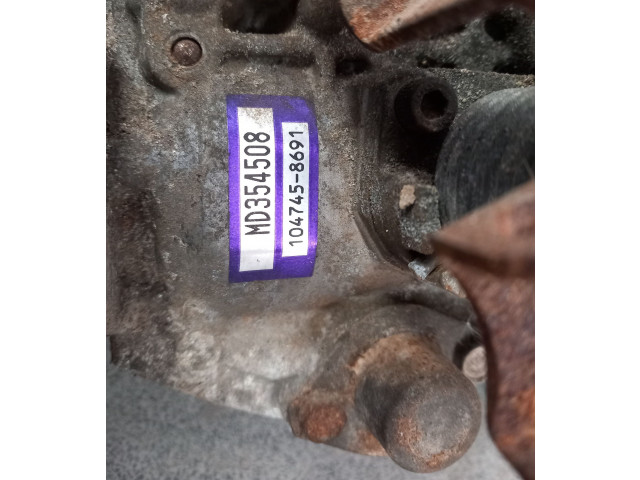 Топливный насос 1046458690, MD354508 Mitsubishi L200