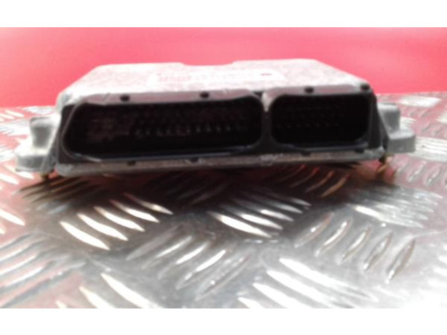 Блок управления двигателя 0281010140, P56044590AA Jeep Grand Cherokee (WJ)