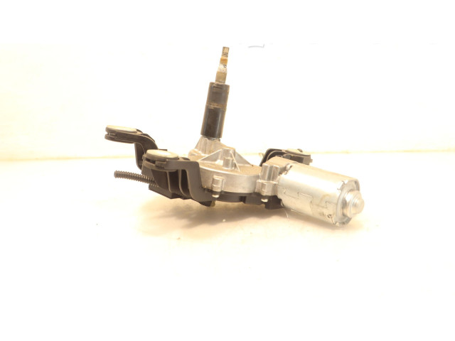 Двигатель стеклоочистителя заднего стекла     0390201800    Volkswagen PASSAT B6 