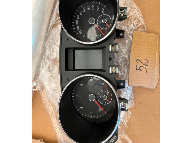 Панель приборов 5K0920873A, VDD02421 Volkswagen Golf VI