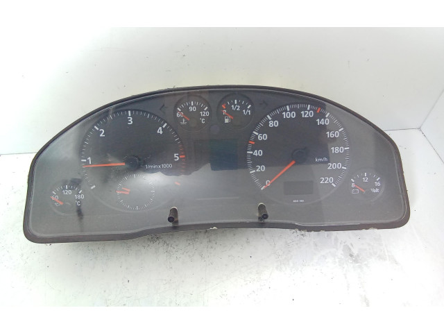 Панель приборов 8d0919033b, 8D0919033B Audi A4 Allroad