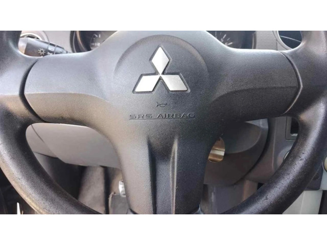 Подушка безопасности водителя Mitsubishi Colt
