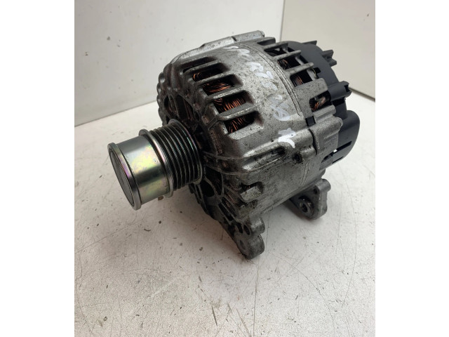 Генератор 04C903023K Volkswagen Golf Sportsvan