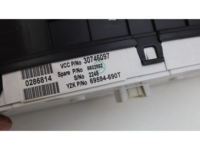 Панель приборов 30746097, 30746097   Volvo S60       