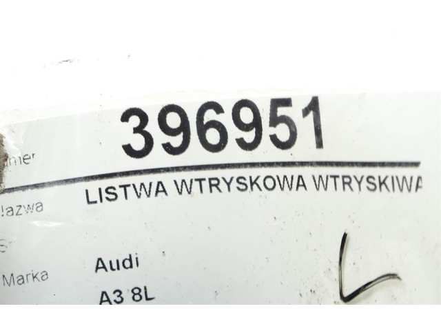 Топливная рампа 06A906031A   Audi A3 S3 8L  