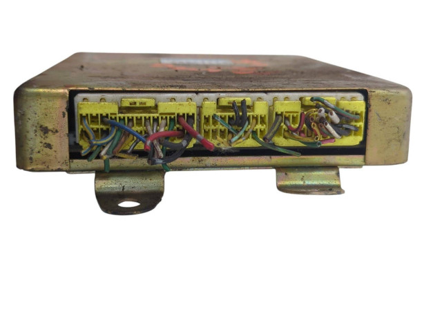 Блок управления двигателя MD317989, E2T61592 Mitsubishi Space Runner