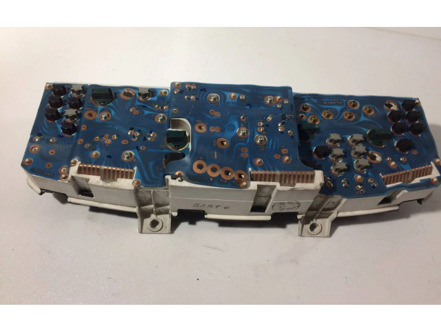 Панель приборов GA5TC   Mazda 626       