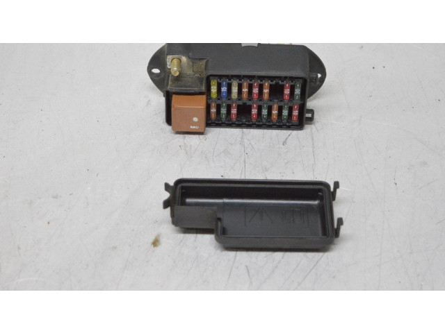 Блок предохранителей Jaguar XJ X308