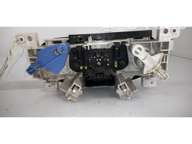 Блок управления климат-контролем 6001551800 Dacia Logan I