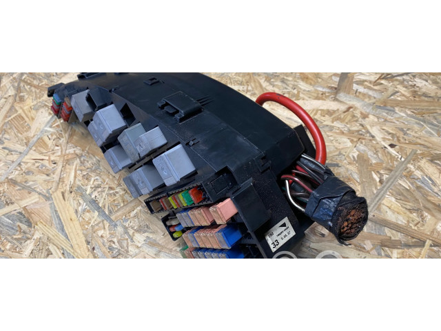 Блок предохранителей 2R8T14A003FB Jaguar S-Type