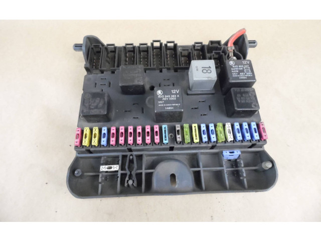   Pojistková skříňka 8U0937025   Skoda Felcia I 1996