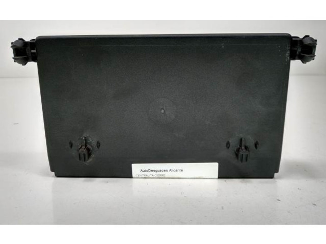 Подушка безопасности водителя 2038201585, 351321 Ford Focus