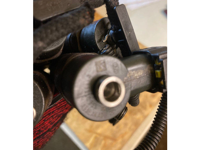 Vstřikovač 0445110351 Fiat 500L