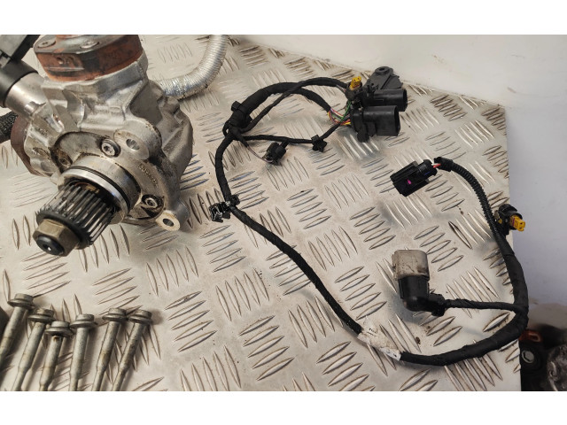 Píst 059130277ED, 059130090CT   Audi Q7 4M    CVZ 